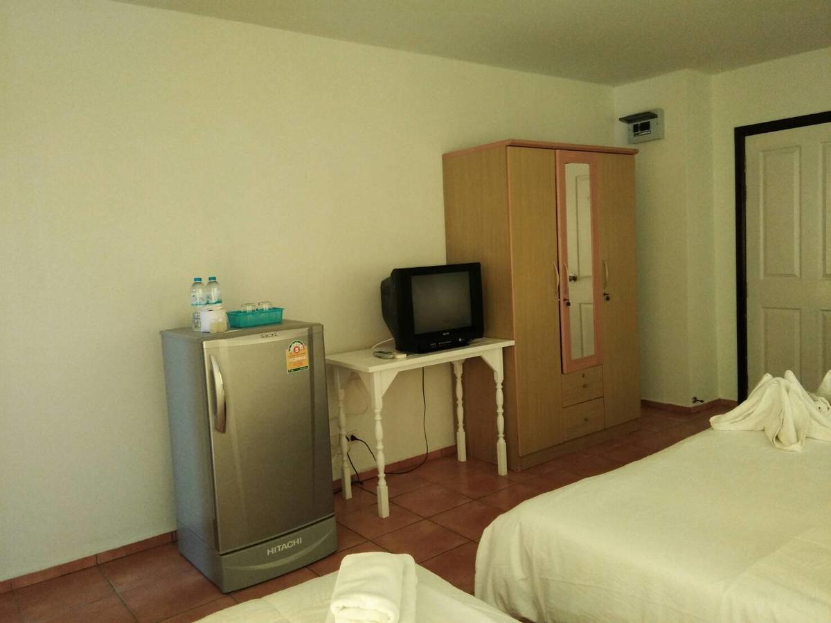 Lomsabai Apartments บางแสน ภายนอก รูปภาพ