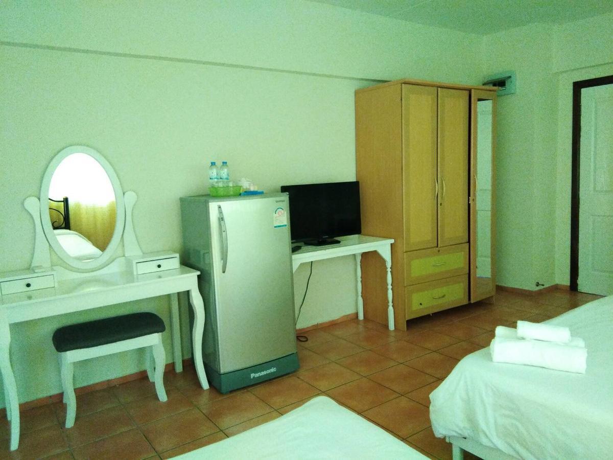 Lomsabai Apartments บางแสน ภายนอก รูปภาพ