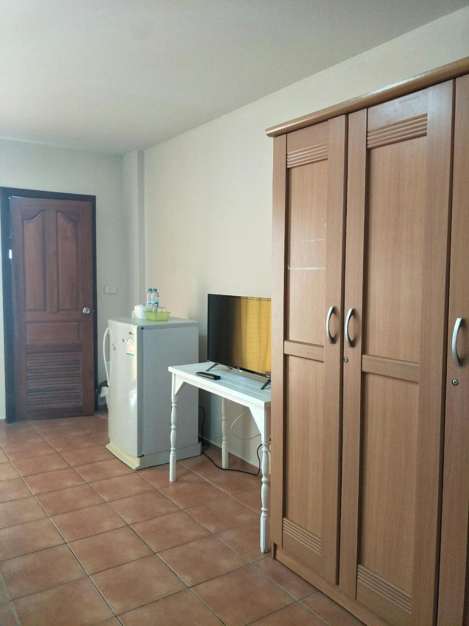 Lomsabai Apartments บางแสน ภายนอก รูปภาพ