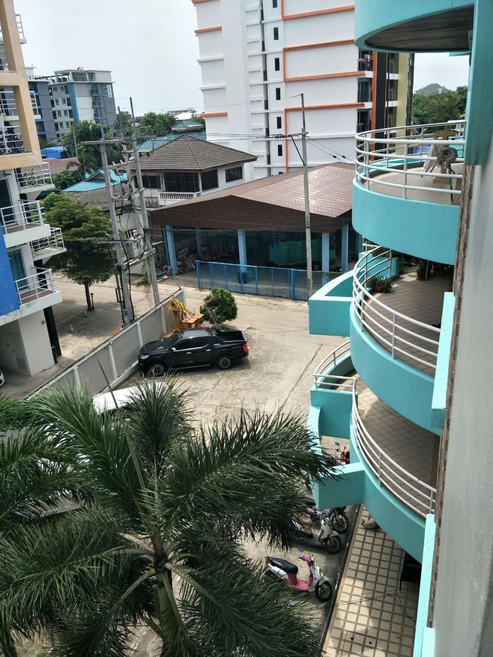 Lomsabai Apartments บางแสน ภายนอก รูปภาพ