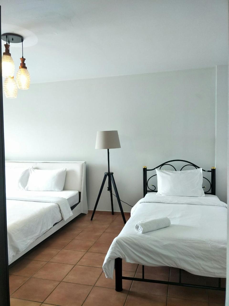 Lomsabai Apartments บางแสน ภายนอก รูปภาพ