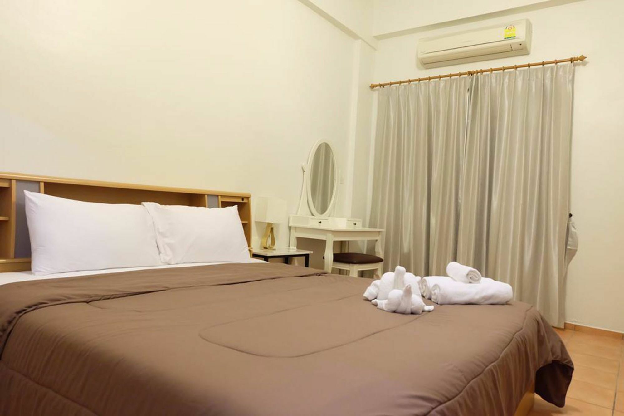 Lomsabai Apartments บางแสน ภายนอก รูปภาพ